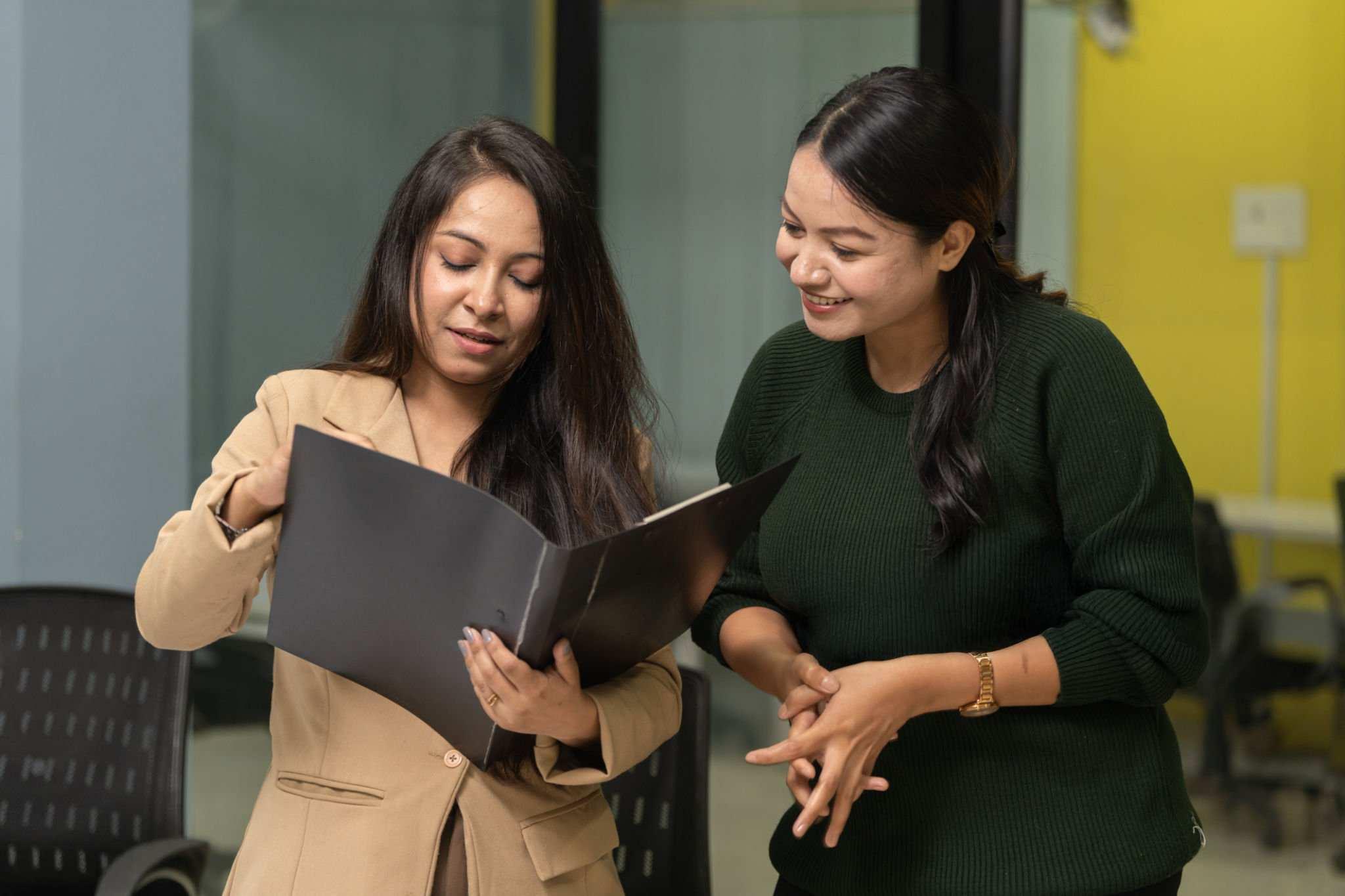 Insider Tips to Lock in a Smart Deal for a Flat for Rent in Gurgaon